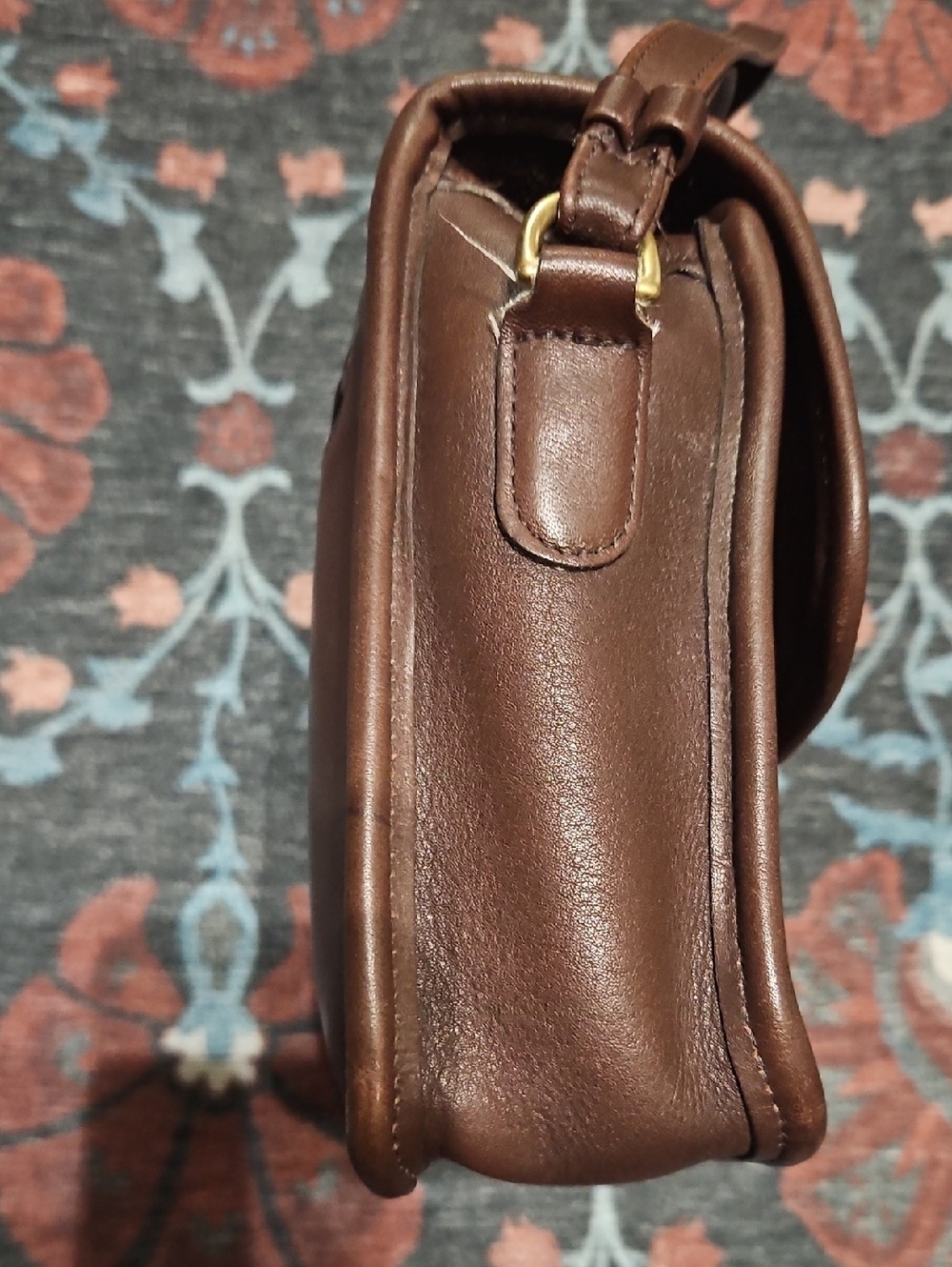 Coach 9832 Turnlock Clutch - Picture 8 of 9
